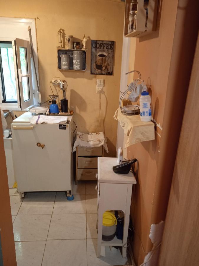 Το Μικρό Σπίτι Στη Φάρμα! Apartment Acharnes Ngoại thất bức ảnh